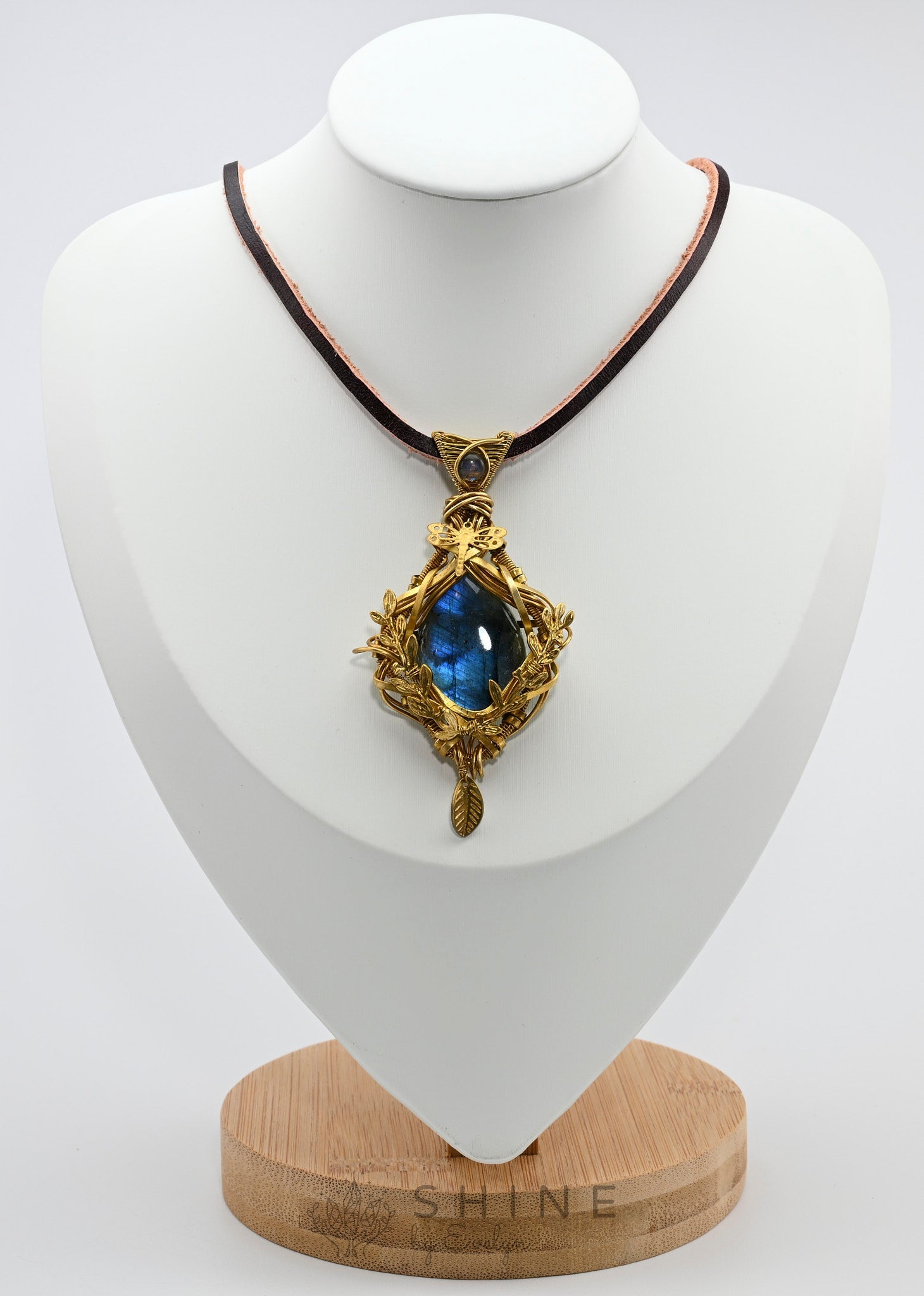 Copper Wraped Labradorite Handmade Pendant Necklace With Leather Cord - Shine by Evelyn - C1723