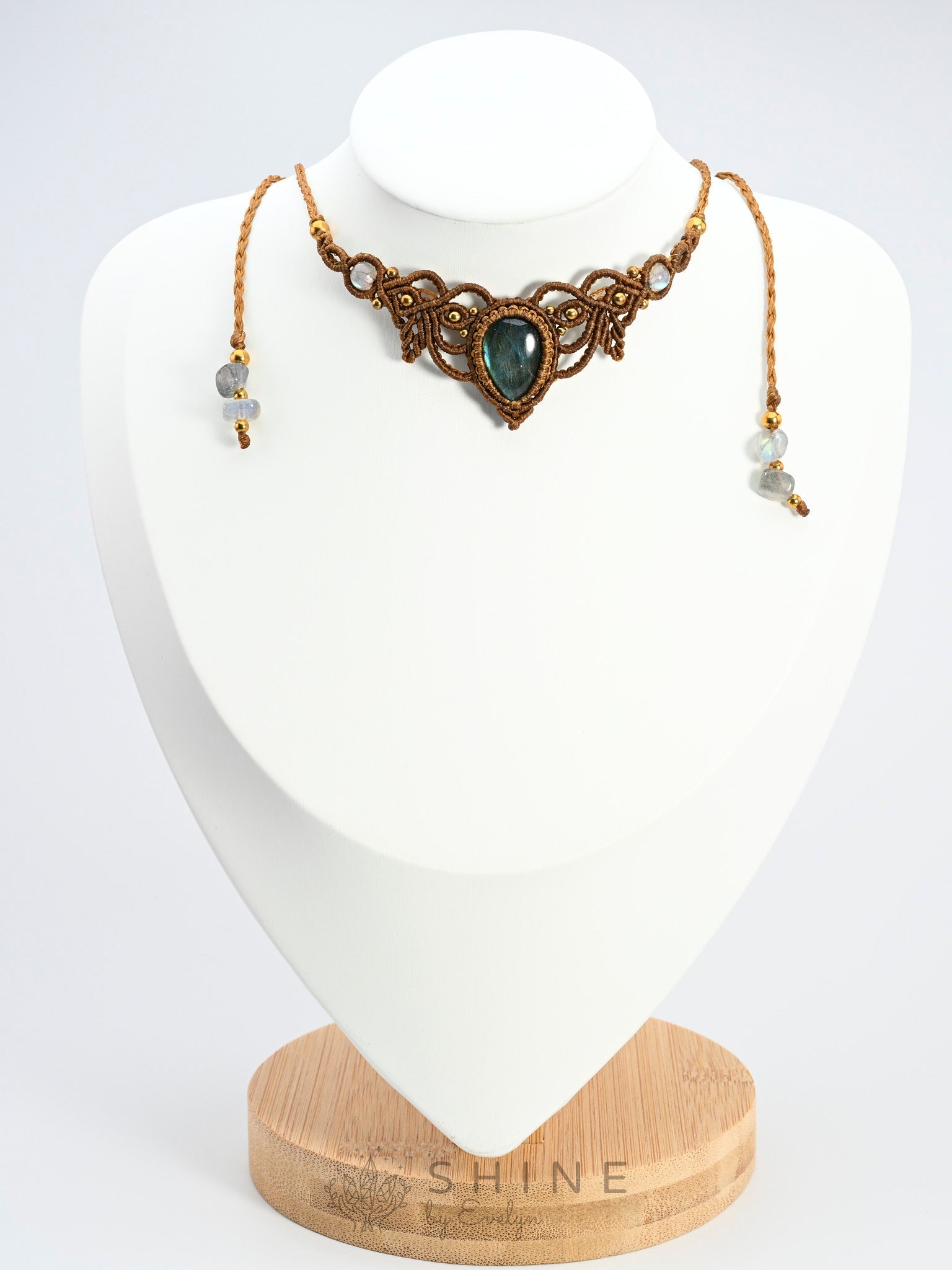 Labradorite Macrame Choker Necklace - Shine by Evelyn - C1547